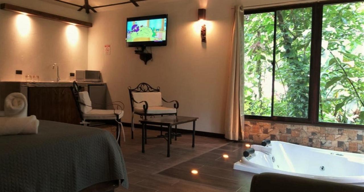 Tropical Suites&Villas La Fortuna Exterior foto